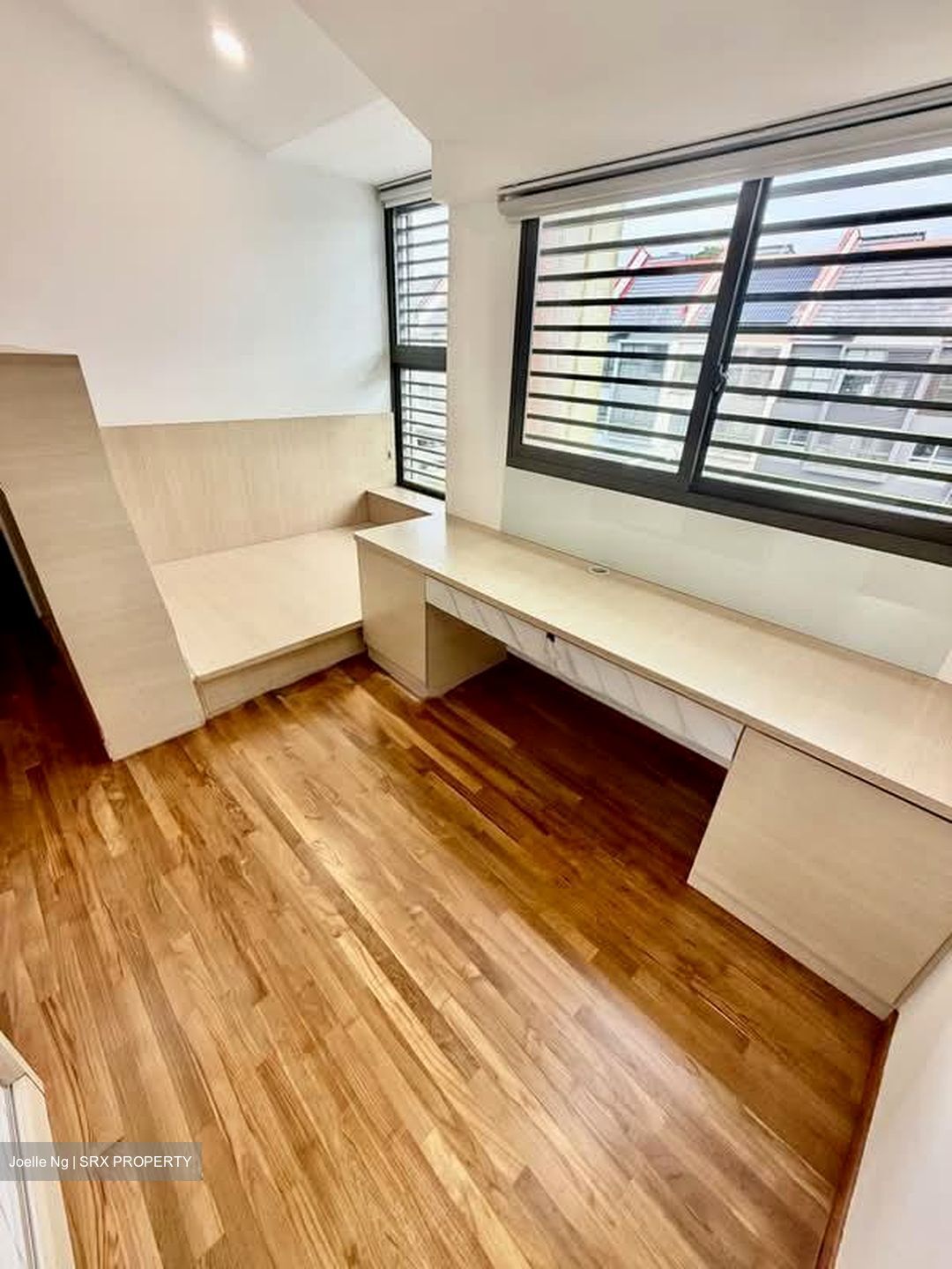 The Springside (D26), Terrace #589626571